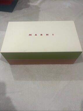 Marni Two-Tone Branded Box in Cream, Olive & Dusted Rose